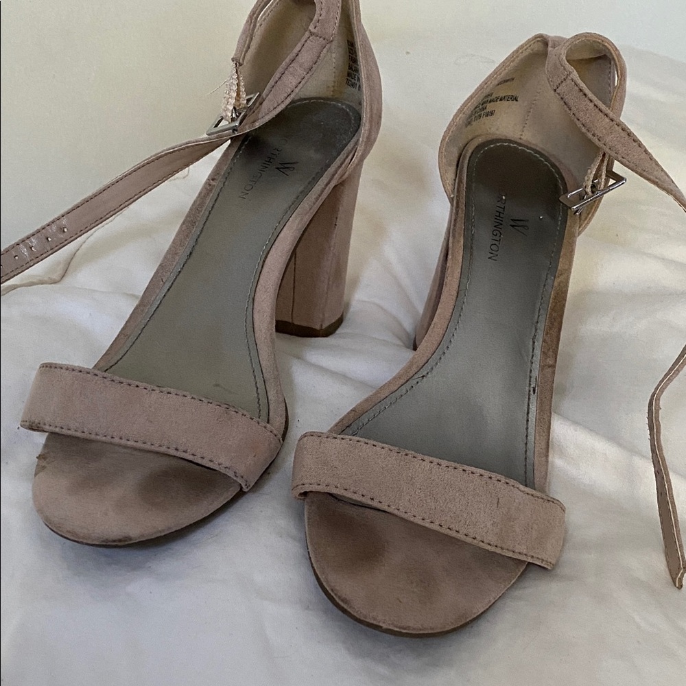 Vince Camuto Tan Block Heel Sandals